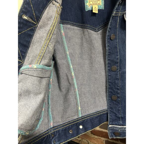 Abercrombie & Fitch Women's Blue Jean Distressed Crop Waist Denim Jean Jacket M - Picture 5 of 11